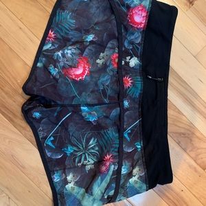 Lululemon speed short size 8 floral